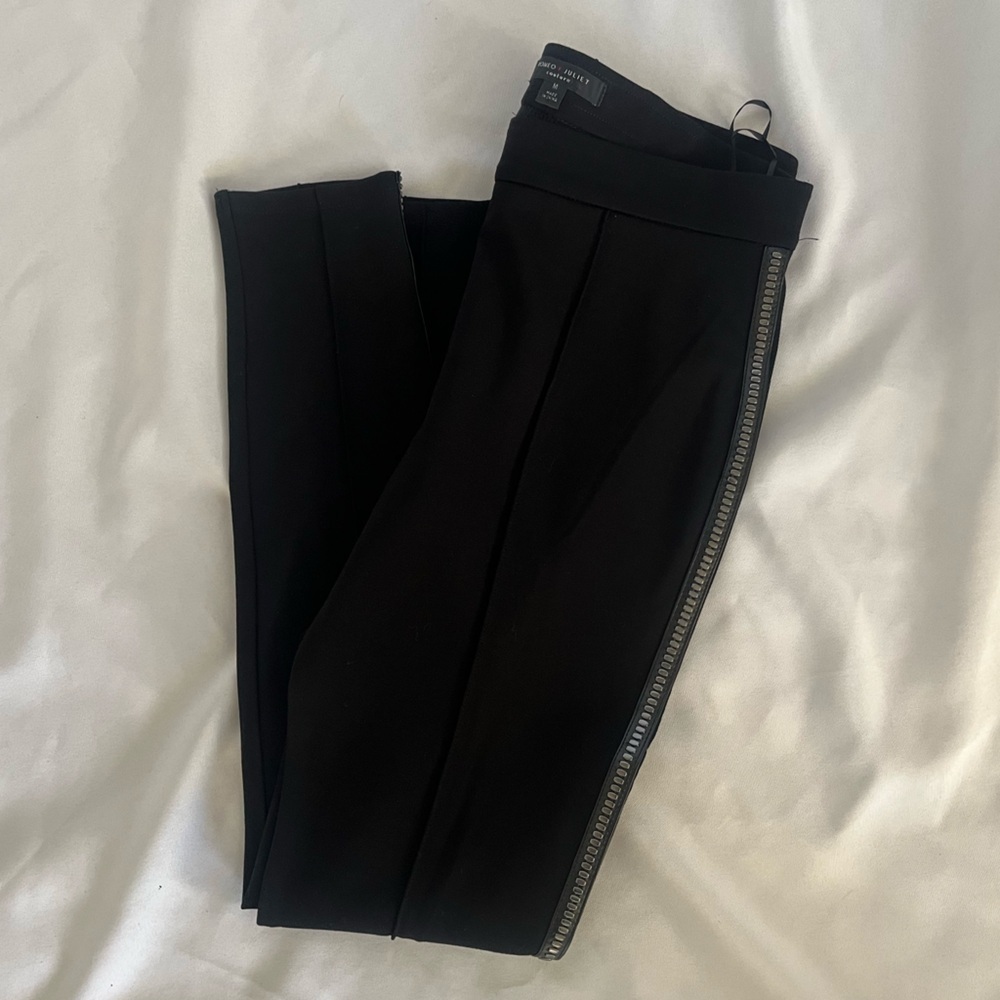 Romeo & Juliet Couture Stretch Skinny Leg Pants Punk Metal Core, Black, Medium